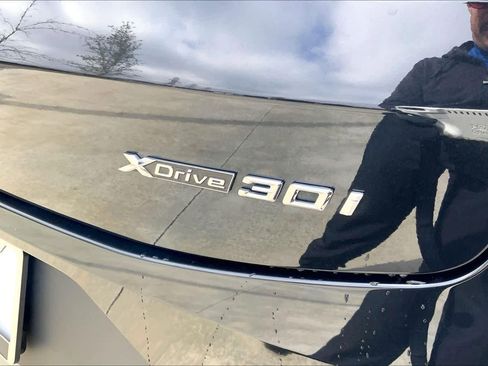 Used 2024 BMW X4 xDrive30i image 10