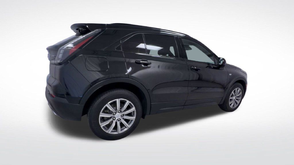 Used 2020 Cadillac XT4 Sport w/ Driver Awareness Package AWD/4WD image 8