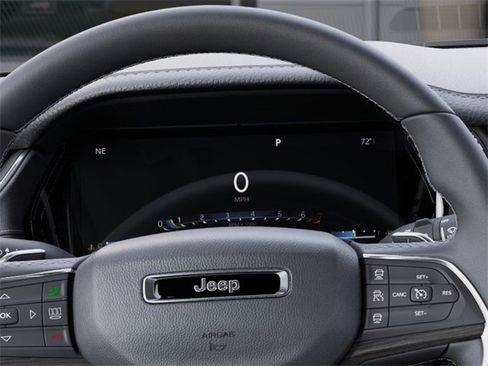 New 2025 Jeep Grand Cherokee L Limited w/ Trailer Tow Package image 17