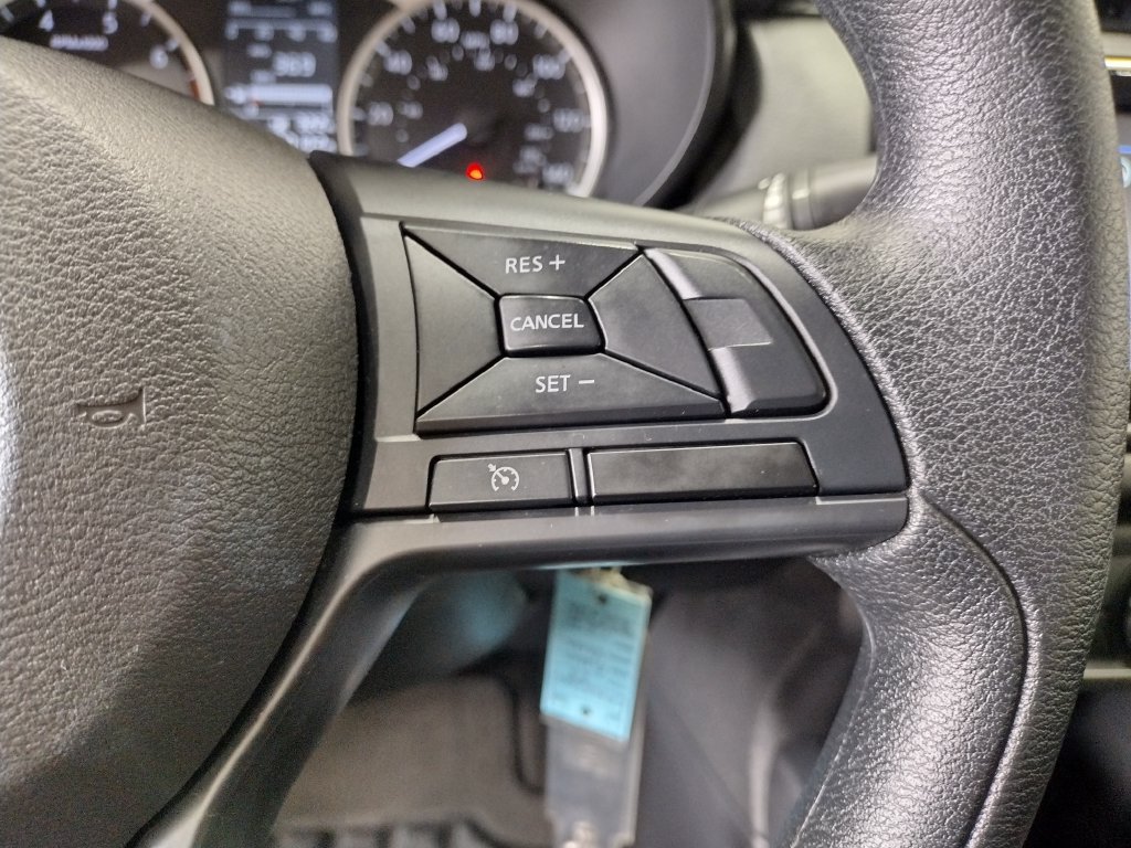 Used 2025 Nissan Versa S FWD image 24