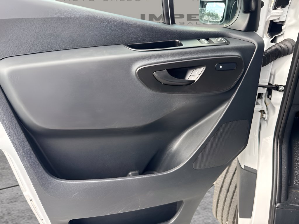 Used 2025 Mercedes-Benz Sprinter 2500 image 18