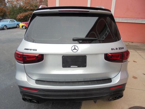 Used 2021 Mercedes-Benz GLB 35 AMG 4MATIC w/ Multimedia Package image 31
