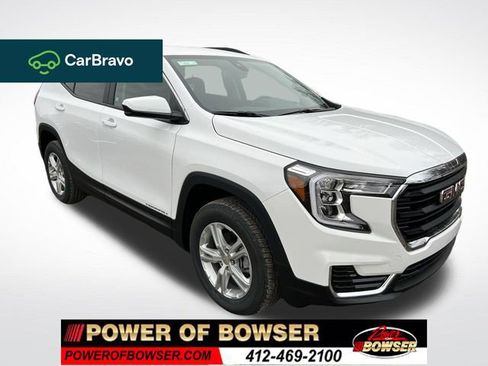Used 2023 GMC Terrain SLE w/ Driver Convenience Package image 1