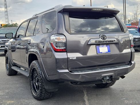 Used 2016 Toyota 4Runner SR5 image 10