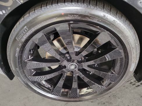 New 2025 Land Rover Range Rover Sport Dynamic SE image 9