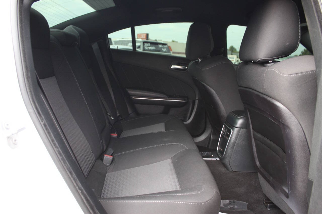 Used 2019 Dodge Charger Scat Pack RWD image 14