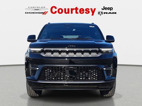 New 2026 Jeep Grand Wagoneer Limited image 8