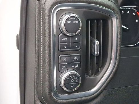 Certified 2021 GMC Sierra 1500 SLT w/ SLT Premium Package image 32