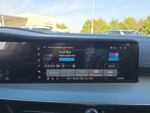 New 2026 Nissan Murano SL image 8