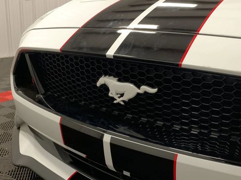 Used 2022 Ford Mustang GT Premium image 8