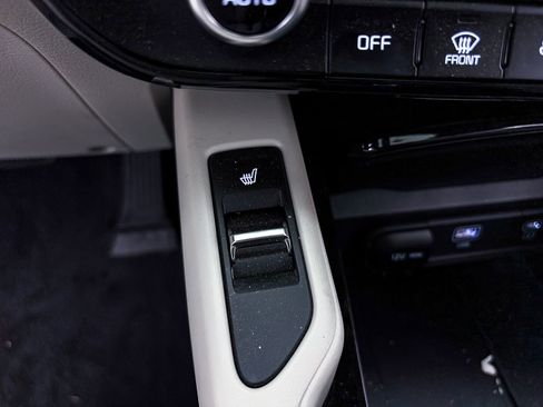 Used 2024 Kia Telluride S w/ S Sunroof Package image 23