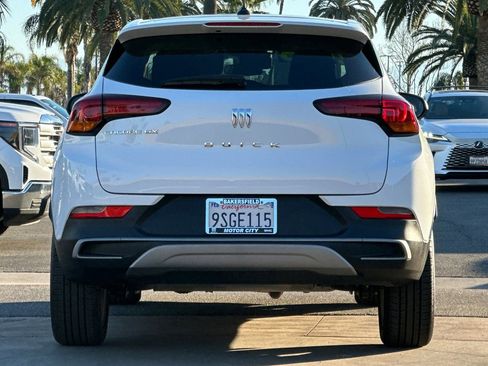 Certified 2025 Buick Encore GX Preferred image 5