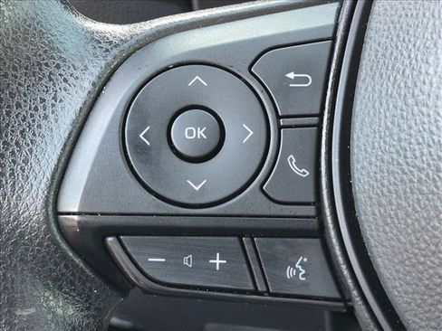 Used 2025 Toyota RAV4 LE FWD image 12