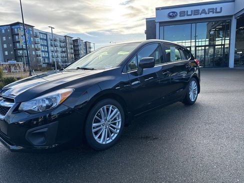 Used 2014 Subaru Impreza 2.0i Premium image 2