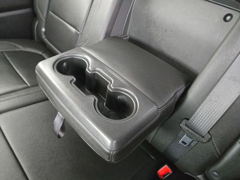 Used 2019 Chevrolet Silverado 1500 LTZ w/ LTZ Premium Package AWD/4WD image 23