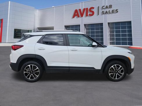 Used 2025 Chevrolet TrailBlazer LT AWD/4WD image 7
