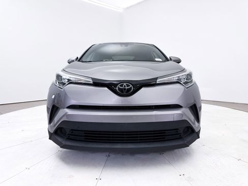Used 2019 Toyota C-HR LE FWD image 9