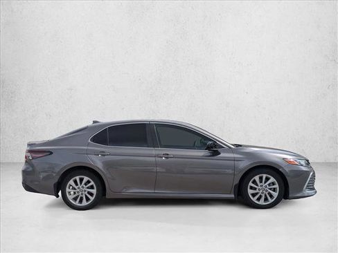 Used 2023 Toyota Camry LE FWD image 4