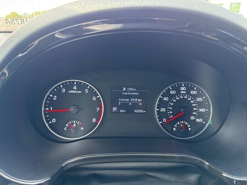 Used 2023 Kia Seltos EX image 26