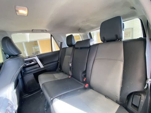 Used 2020 Toyota 4Runner SR5 Premium w/ Moonroof Package AWD/4WD image 26