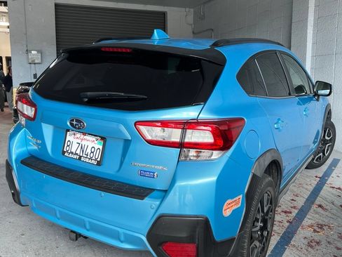 Used 2019 Subaru Crosstrek Hybrid w/ Moonroof Package w/Navigation AWD/4WD image 3
