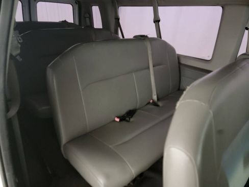 Used 2008 Ford E-350 and Econoline 350 XL image 16