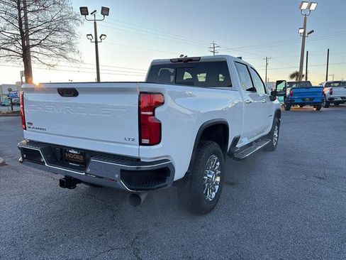 New 2026 Chevrolet Silverado 2500 LTZ w/ LTZ Plus Package AWD/4WD image 7