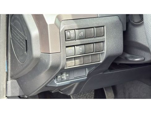 Certified 2025 Toyota Tacoma SR5 w/ SR5 Upgrade Package image 14