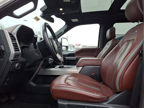 Used 2019 Ford F150 Platinum w/ Technology Package image 25