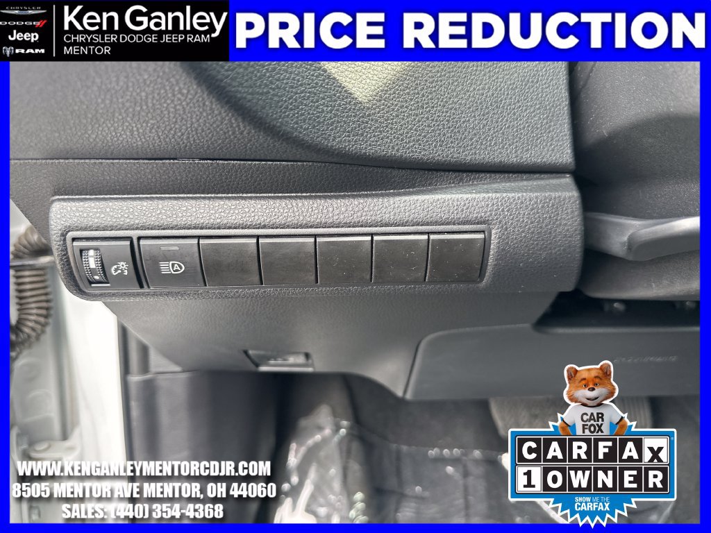 Used 2025 Toyota Corolla LE FWD image 12