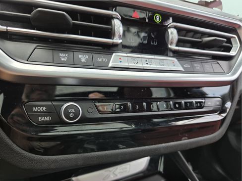Certified 2024 BMW X3 sDrive30i w/ M Sport Package RWD image 27