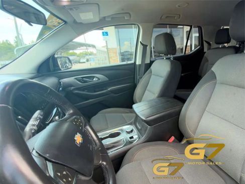 Used 2018 Chevrolet Traverse LT FWD image 10