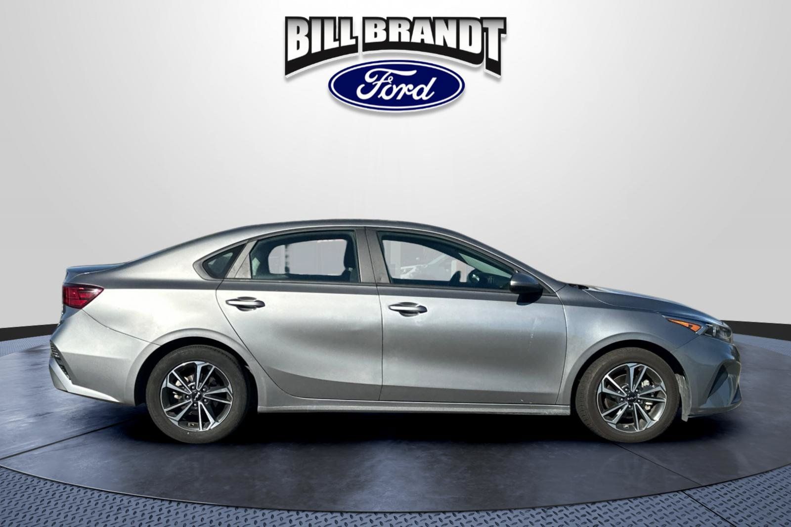 Used 2024 Kia Forte LXS FWD image 2
