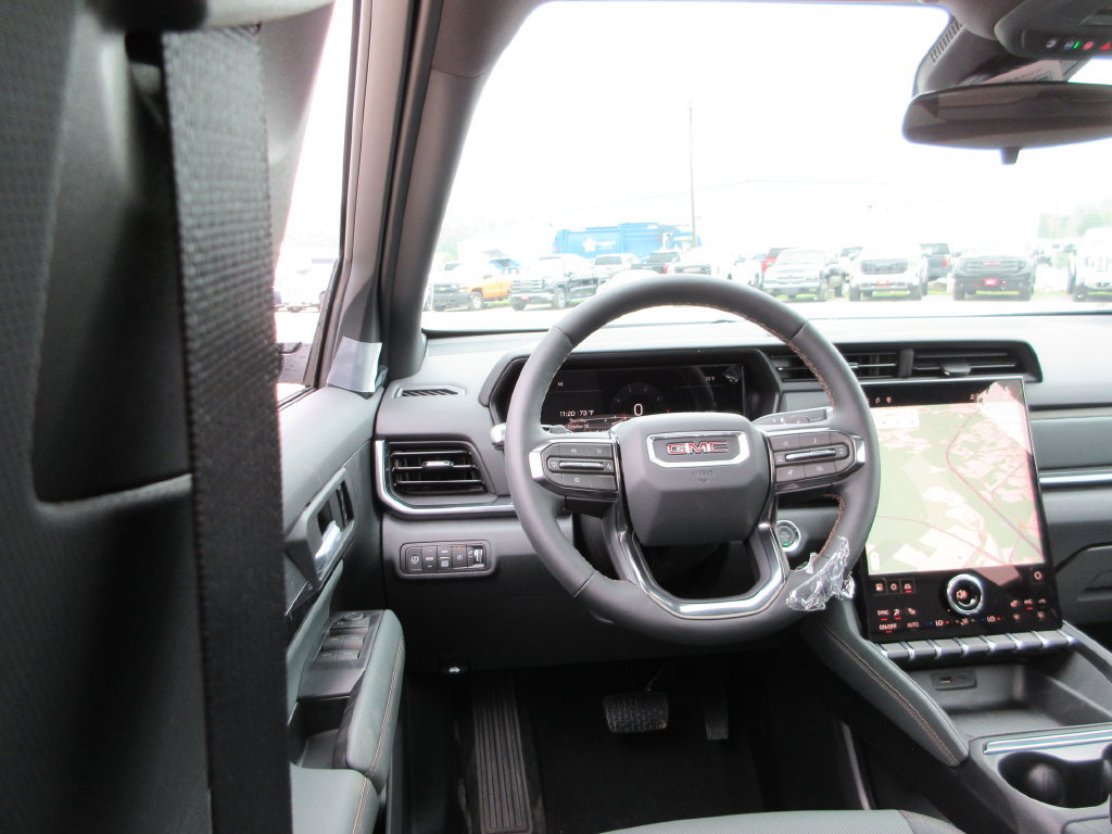 New 2027 GMC Terrain AT4 w/ LPO, Black Badging Package AWD/4WD image 12