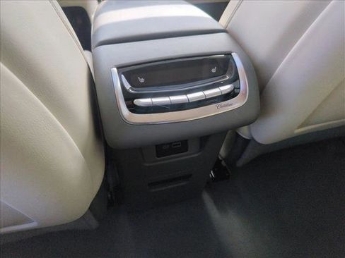 Used 2024 Cadillac XT6 Premium Luxury w/ Technology Package image 18