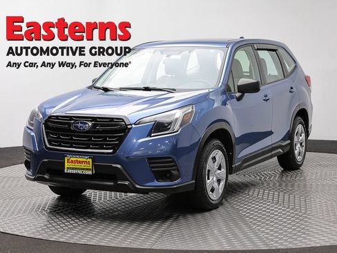 Used 2023 Subaru Forester AWD/4WD image 1