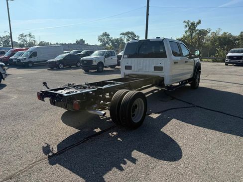 New 2026 Ford F550 4x4 Crew Cab image 2