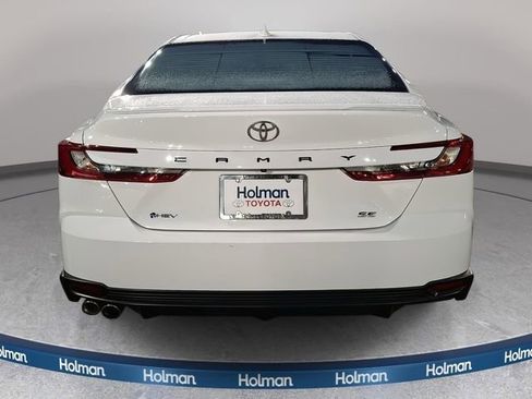 Certified 2025 Toyota Camry SE w/ Convenience Package image 6