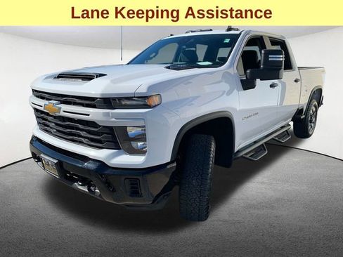 Used 2024 Chevrolet Silverado 2500 Custom w/ Custom Value Package image 5