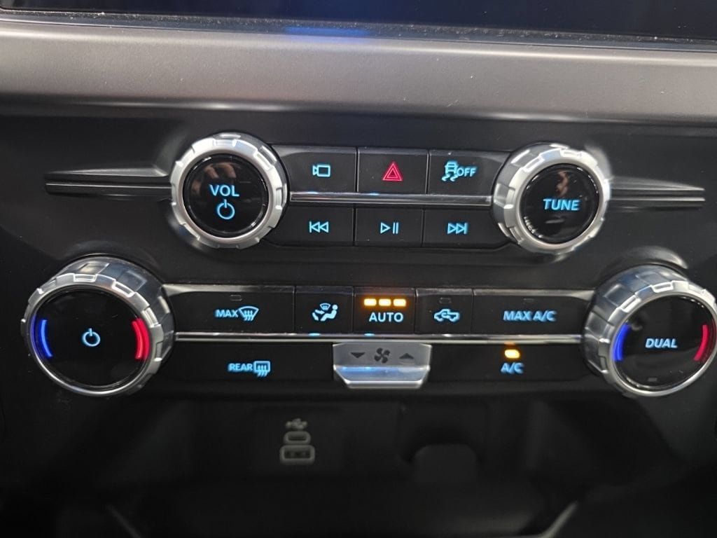 Used 2025 Ford F150 XLT w/ Equipment Group 301A Standard AWD/4WD image 30