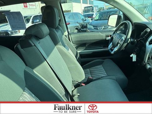 Certified 2019 Toyota Tundra SR5 AWD/4WD image 21