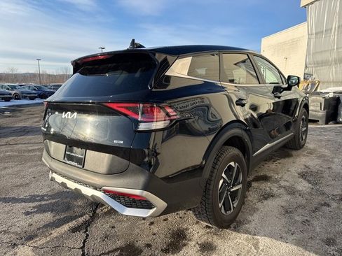 Certified 2023 Kia Sportage LX image 5