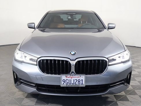 Used 2022 BMW 530i w/ Premium Package RWD image 2