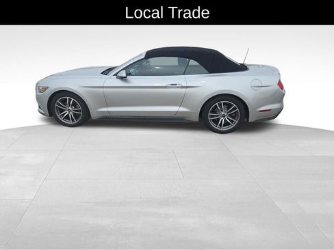 Used 2015 Ford Mustang Premium RWD image 5