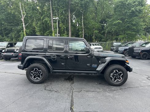 Used 2022 Jeep Wrangler Unlimited Rubicon 4xe AWD/4WD image 10