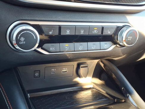 Certified 2023 Nissan Altima 2.5 SR w/ SR Premium Package image 19