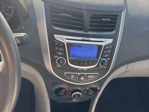 Used 2012 Hyundai Accent GS FWD image 13