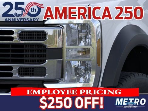 New 2025 Ford F550 4x4 Regular Cab Super Duty image 18