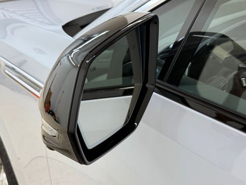 New 2026 Cadillac Escalade IQL Luxury image 24