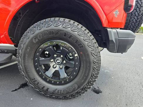 Used 2025 Ford Bronco Stroppe Edition AWD/4WD image 10